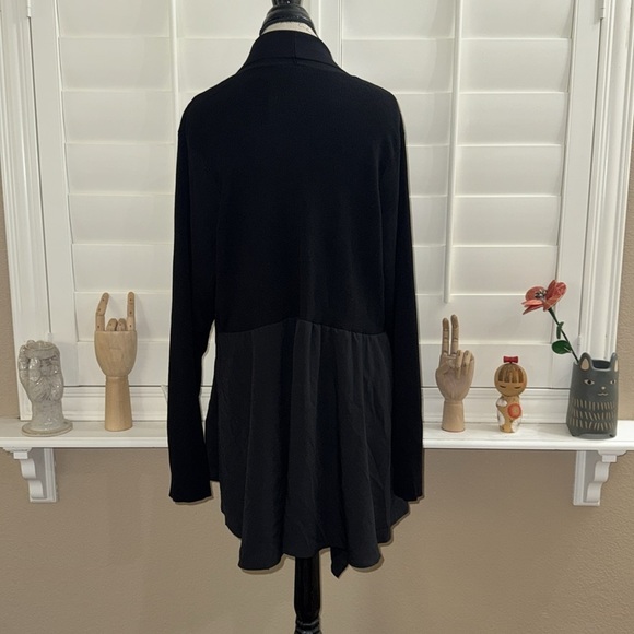 Torrid Long Sleeve Mixed Media Open Cardigan Black - Picture 4 of 9
